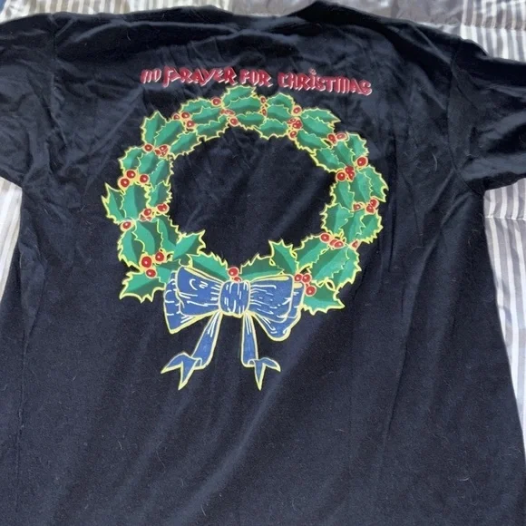 Large Iron Maiden Christmas Tee - Picture 4 of 7
